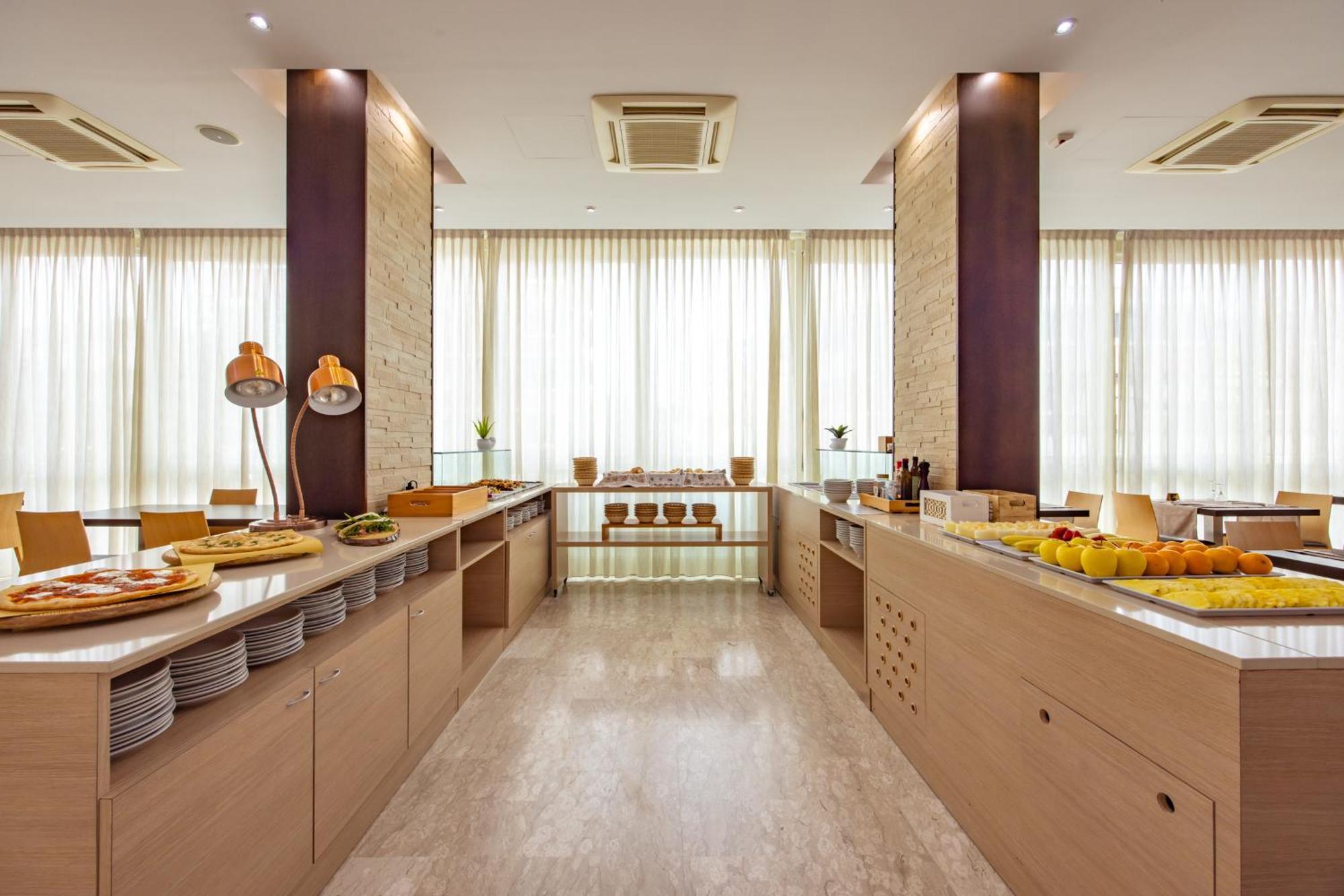 Hotel Tabor Rimini Esterno foto