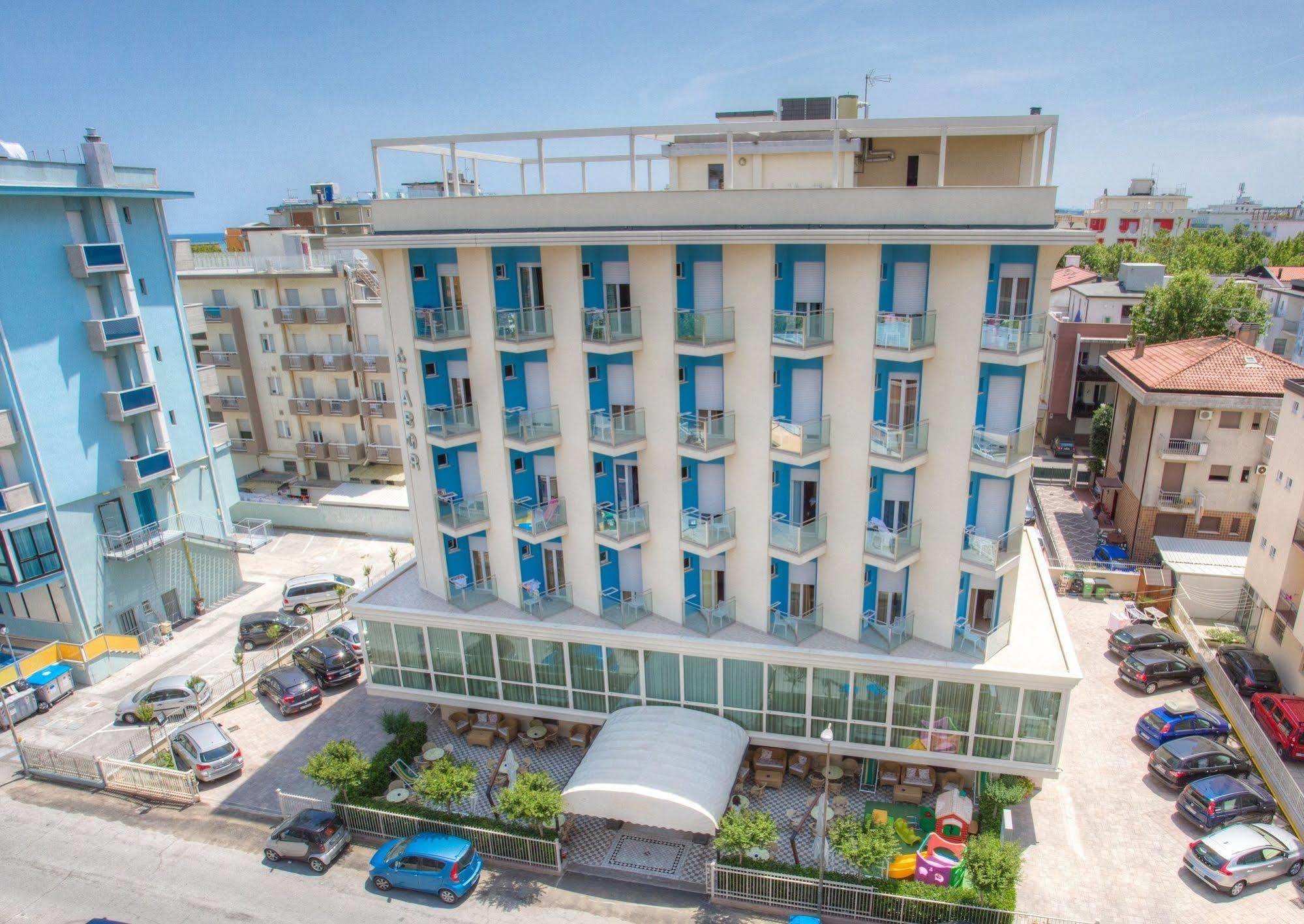 Hotel Tabor Rimini Esterno foto